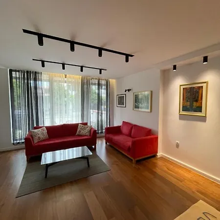דירה Stefan's Cozy House *