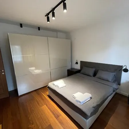 Stefan's Cozy House דירה סקופיה