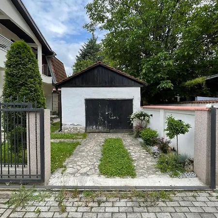 Stefan's Cozy House Lägenhet